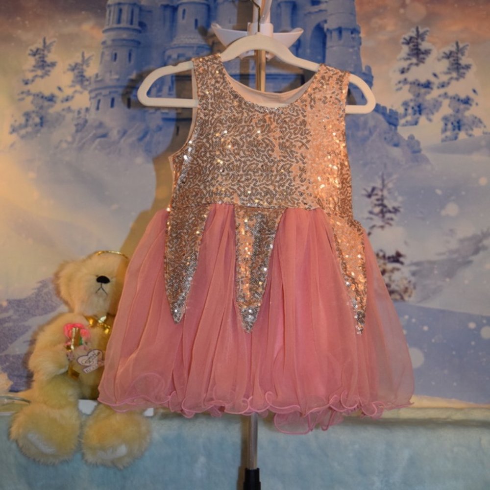 NWT ~ Whitney Elizabeth Pink & Gold Sequin Dress Size 3/4